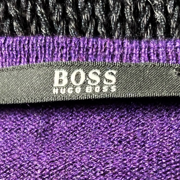 Hugo Boss Woman's low cut top, size S - Picture 4 of 5